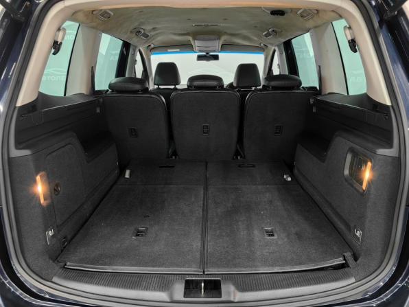 Volkswagen Sharan II с пробегом 2011 года, цена 999 000 рублей, 170000 км, минивэн, Автокод Объявления