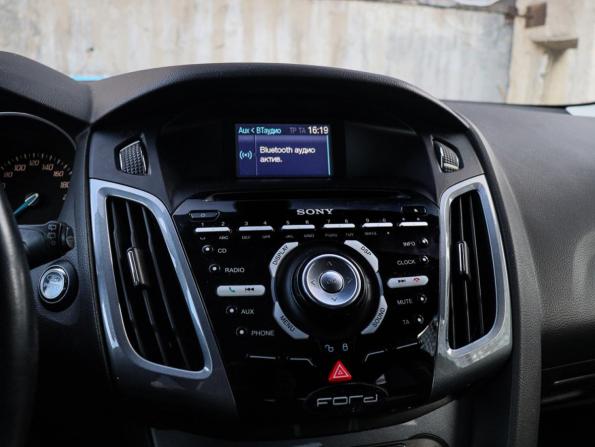Ford Focus III с пробегом 2012 года, цена 820 000 рублей, 133440 км, хэтчбек, Автокод Объявления