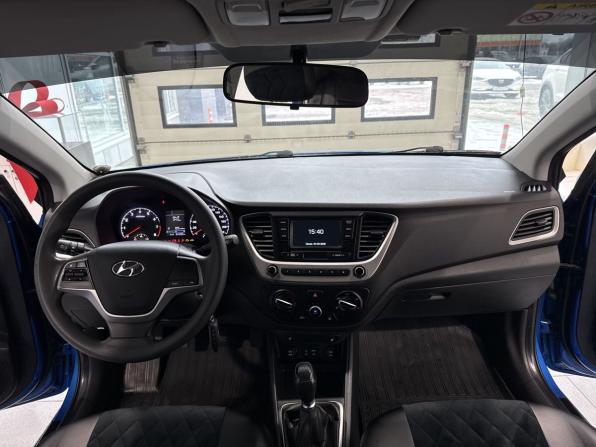 Hyundai Solaris II с пробегом 2017 года, цена 1 030 000 рублей, 83826 км, седан, Автокод Объявления