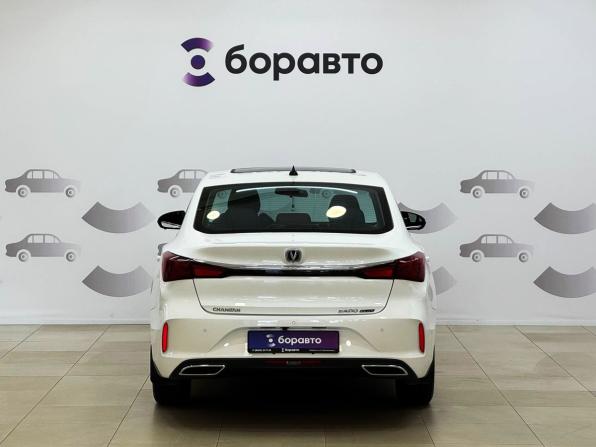 Changan Eado Plus с пробегом 2023 года, цена 1 590 000 рублей, 54620 км, седан, Автокод Объявления