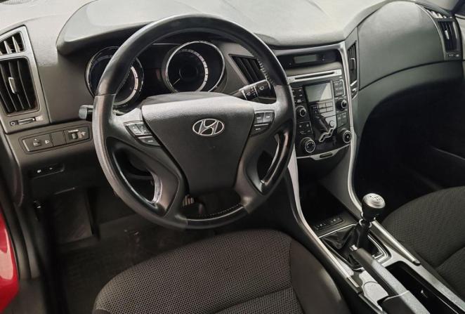 Hyundai Sonata V (NF) Рестайлинг с пробегом 2010 года, цена 850 000 рублей, 153731 км, седан, Автокод Объявления