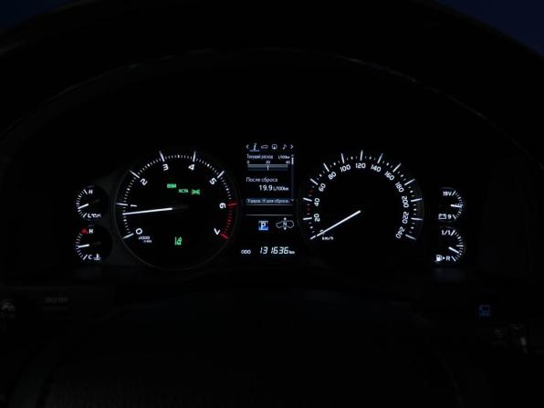 Toyota Land Cruiser 200 Series Рестайлинг 2 с пробегом 2017 года, цена 6 527 077 рублей, 131636 км, внедорожник, Автокод Объявления