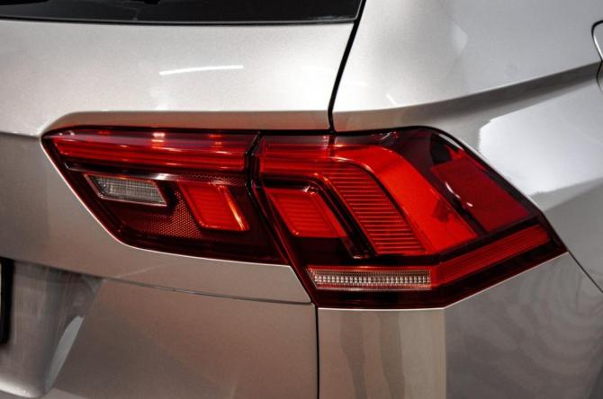 Volkswagen Tiguan II Рестайлинг с пробегом 2021 года, цена 2 499 000 рублей, 83000 км, внедорожник, Автокод Объявления