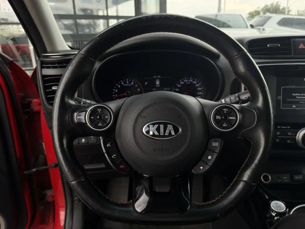 Kia Soul II Рестайлинг с пробегом 2017 года, цена 1 625 000 рублей, 130150 км, хэтчбек, Автокод Объявления
