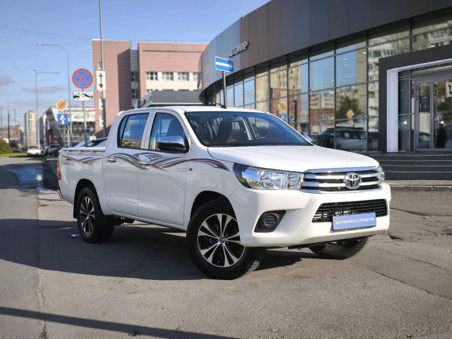 Toyota Hilux VIII Рестайлинг 2 Санкт-Петербург  - изображение 3