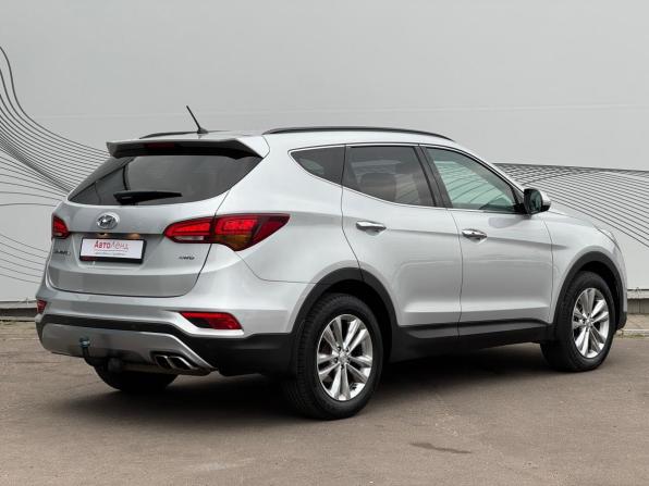 Hyundai Santa Fe III Рестайлинг с пробегом 2016 года, цена 1 900 000 рублей, 113168 км, внедорожник, Автокод Объявления