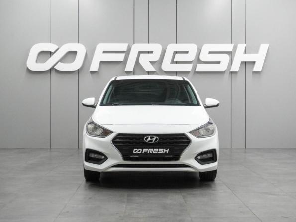 Hyundai Solaris II с пробегом 2017 года, цена 1 379 000 рублей, 105763 км, седан, Автокод Объявления