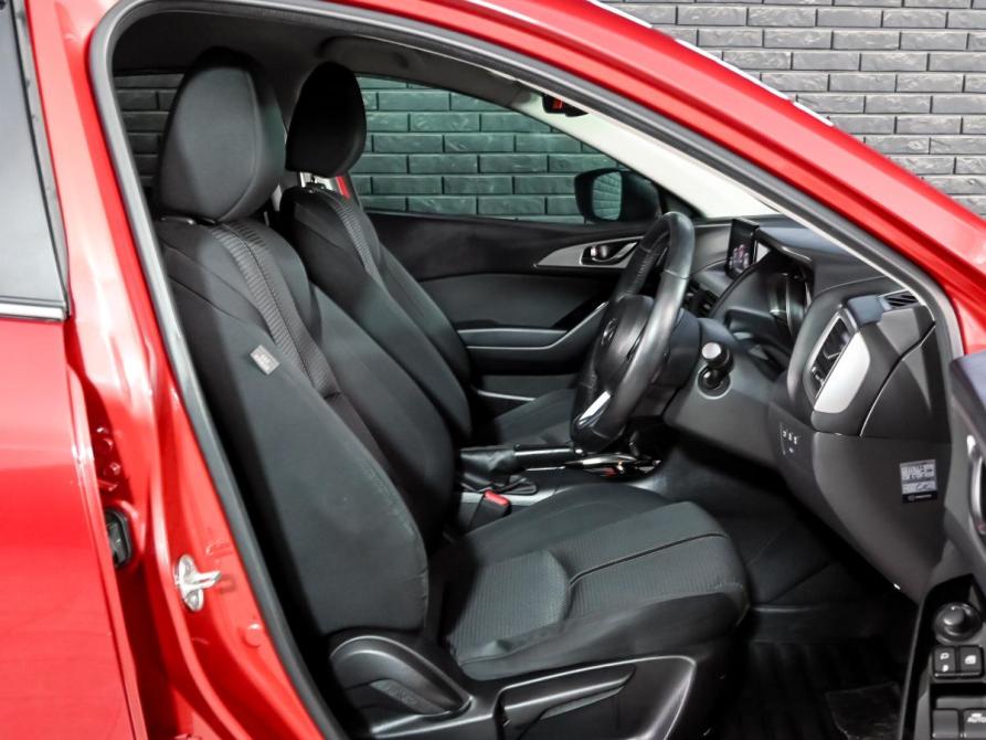 Mazda Axela III Рестайлинг Екатеринбург  - изображение 10