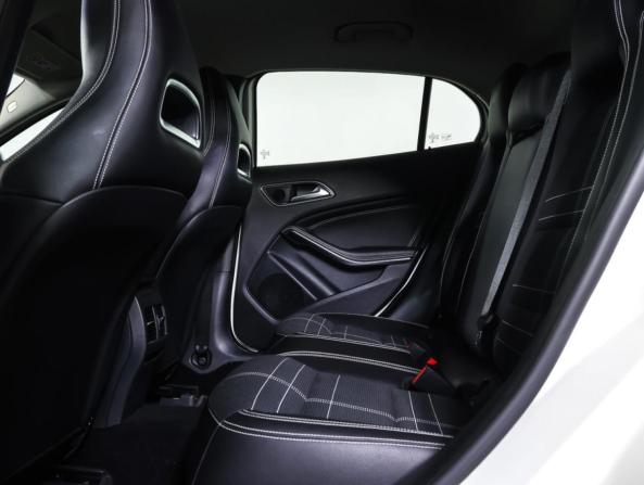 Mercedes-Benz GLA I (X156) с пробегом 2016 года, цена 1 890 000 рублей, 149112 км, внедорожник, Автокод Объявления