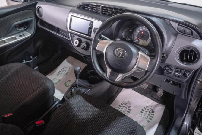 Toyota Vitz III (XP130) с пробегом 2014 года, цена 949 000 рублей, 140200 км, хэтчбек, Автокод Объявления