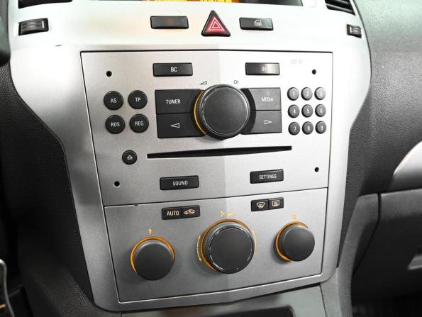 Opel Zafira B Рестайлинг с пробегом 2012 года, цена 759 000 рублей, 290835 км, компактвэн, Автокод Объявления