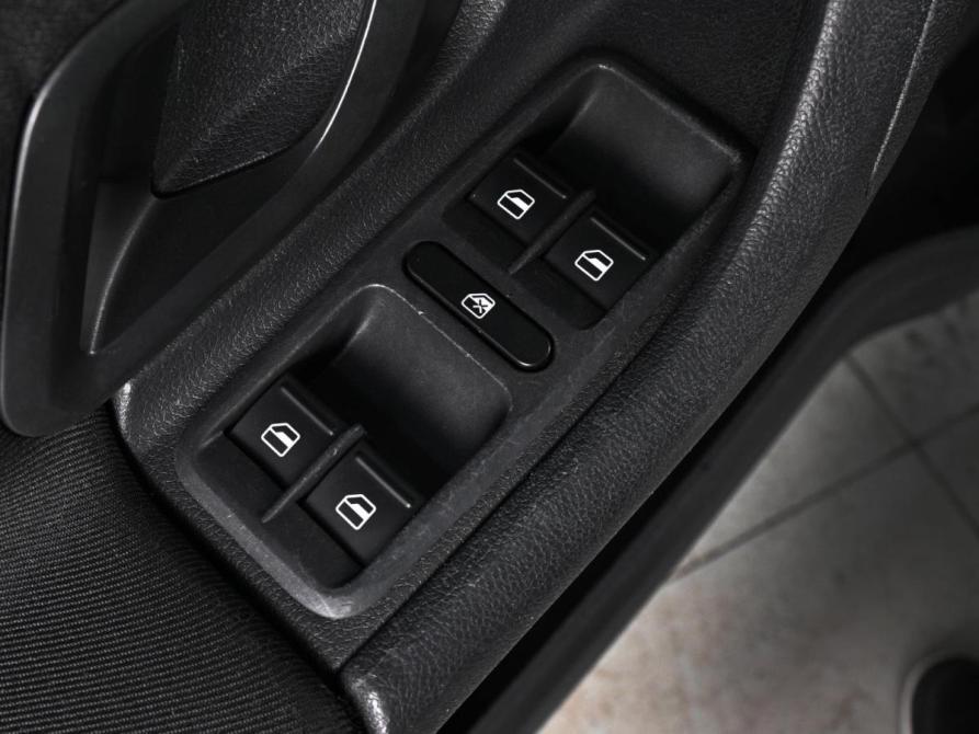 Skoda Fabia II Рестайлинг Ростов-на-Дону  - изображение 15