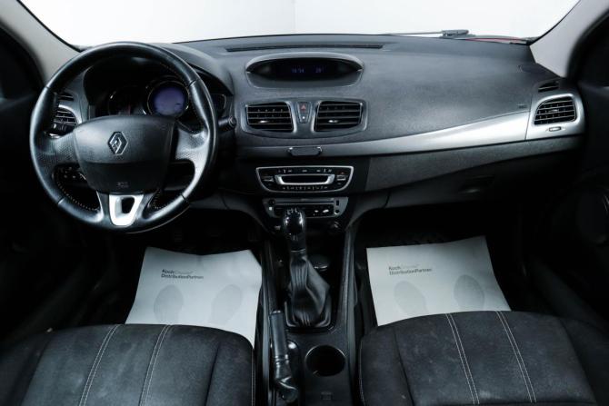 Renault Fluence I Рестайлинг с пробегом 2013 года, цена 689 000 рублей, 308633 км, седан, Автокод Объявления
