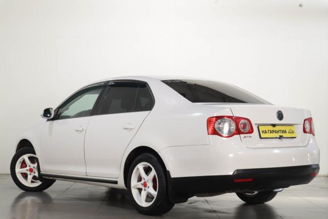 Volkswagen Jetta V с пробегом 2010 года, цена 809 000 рублей, 216000 км, седан, Автокод Объявления