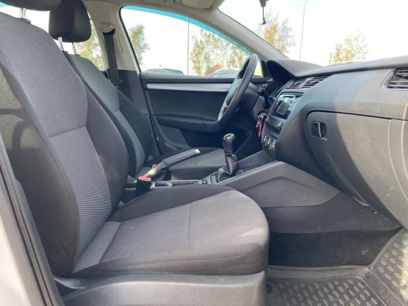 Skoda Octavia III (A7) с пробегом 2015 года, цена 858 000 рублей, 243844 км, лифтбек, Автокод Объявления