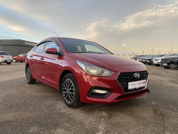 Hyundai Solaris II с пробегом 2017 года, цена 950 000 рублей, 134208 км, седан, Автокод Объявления