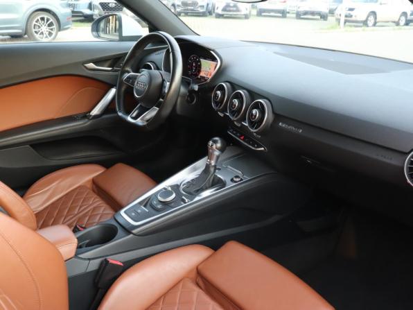 Audi TT III (8S) с пробегом 2015 года, цена 3 200 000 рублей, 93310 км, купе, Автокод Объявления