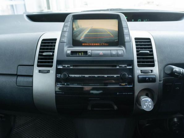 Toyota Prius II Рестайлинг (XW20) с пробегом 2009 года, цена 840 000 рублей, 212023 км, лифтбек, Автокод Объявления