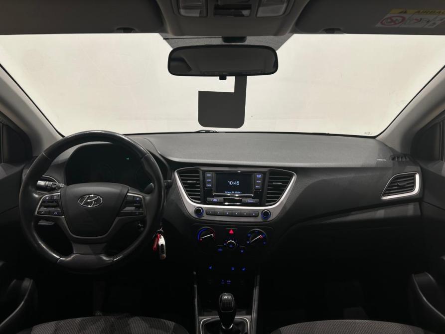 Hyundai Solaris II Санкт-Петербург  - изображение 17
