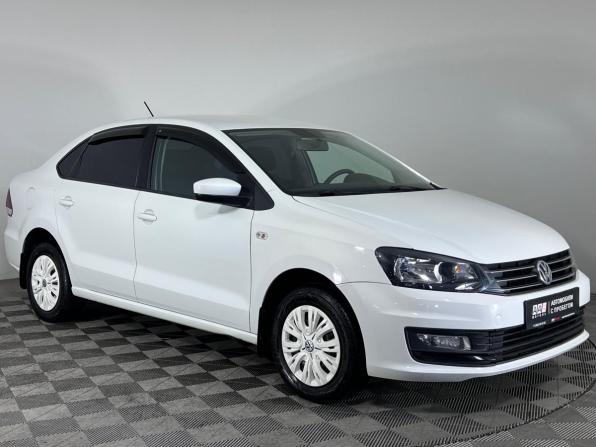 Volkswagen Polo V Рестайлинг с пробегом 2018 года, цена 950 000 рублей, 82806 км, седан, Автокод Объявления