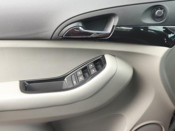 Chevrolet Orlando I с пробегом 2012 года, цена 1 140 000 рублей, 183644 км, минивэн, Автокод Объявления