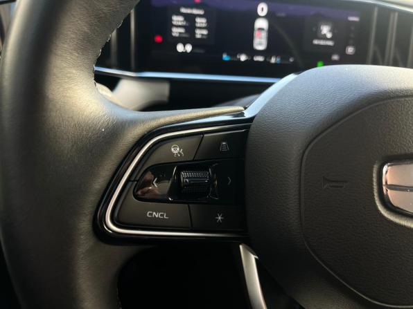Geely Atlas II с пробегом 2024 года, цена 2 499 000 рублей, 69350 км, внедорожник, Автокод Объявления