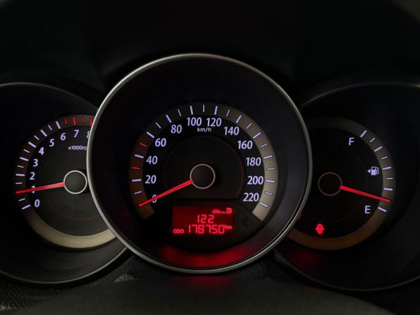 Kia Cerato II с пробегом 2011 года, цена 897 000 рублей, 178728 км, седан, Автокод Объявления