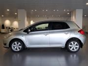 Toyota Auris I Казань  - изображение 32