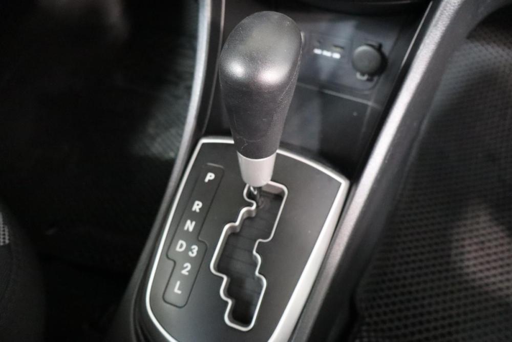 Hyundai Solaris I Санкт-Петербург  - изображение 11