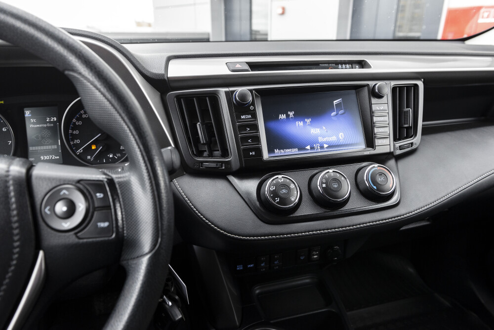 Toyota RAV4 IV (XA40) Рестайлинг Казань  - изображение 15