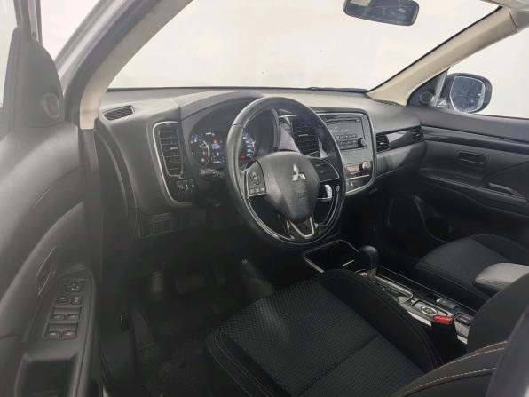 Mitsubishi Outlander III Рестайлинг 3 с пробегом 2020 года, цена 2 150 000 рублей, 116000 км, внедорожник, Автокод Объявления