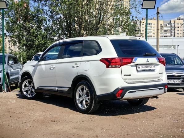 Mitsubishi Outlander III Рестайлинг 2 с пробегом 2018 года, цена 2 029 000 рублей, 112000 км, внедорожник, Автокод Объявления