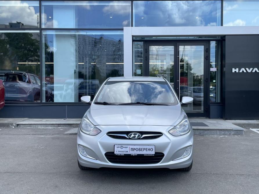 Hyundai Solaris I Москва  - изображение 2