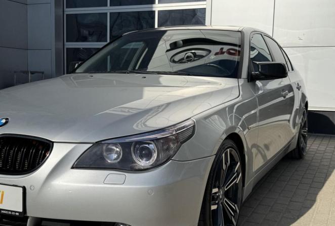 BMW 5 серии V (E60/E61) с пробегом 2006 года, цена 1 060 000 рублей, 403366 км, седан, Автокод Объявления