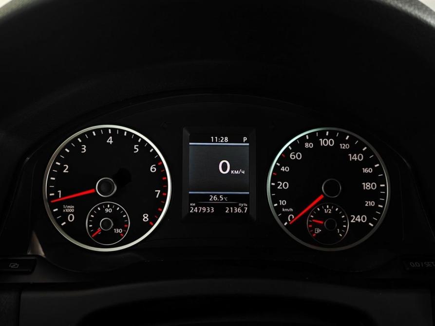 Volkswagen Tiguan I Рестайлинг Москва  - изображение 12