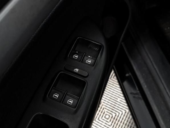 Skoda Octavia II (A5) Рестайлинг с пробегом 2011 года, цена 680 000 рублей, 139200 км, лифтбек, Автокод Объявления