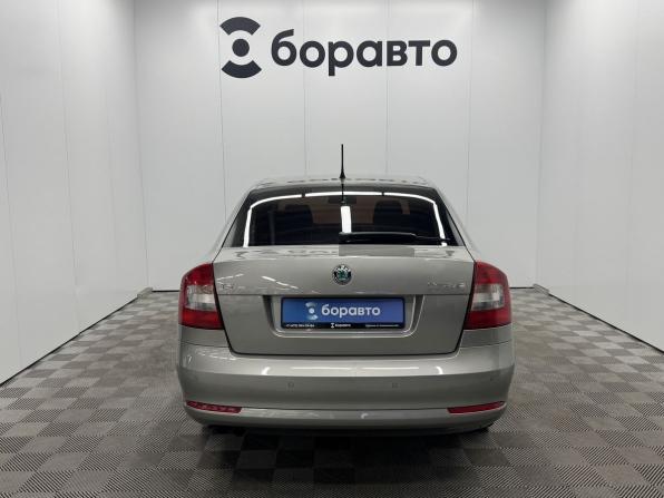 Skoda Octavia II (A5) Рестайлинг с пробегом 2012 года, цена 880 000 рублей, 175006 км, лифтбек, Автокод Объявления