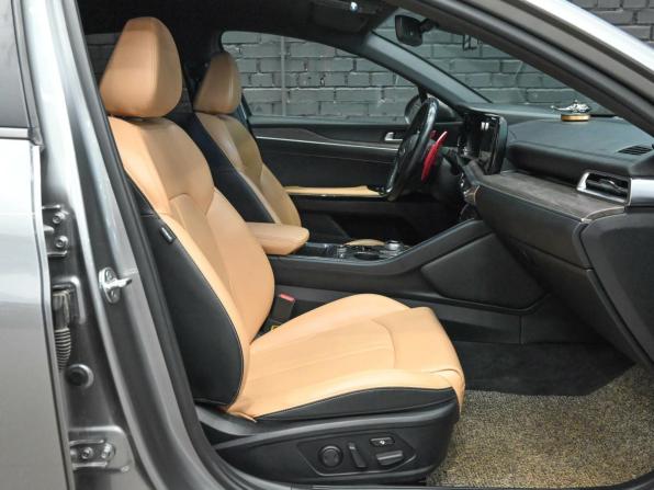 Kia K5 III с пробегом 2020 года, цена 2 600 000 рублей, 66301 км, седан, Автокод Объявления