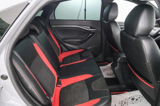Lada (ВАЗ) Vesta I с пробегом 2019 года, цена 1 049 000 рублей, 87000 км, седан, Автокод Объявления