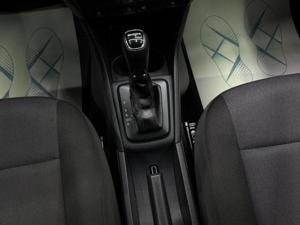Skoda Rapid I Рестайлинг с пробегом 2019 года, цена 1 340 000 рублей, 129146 км, лифтбек, Автокод Объявления