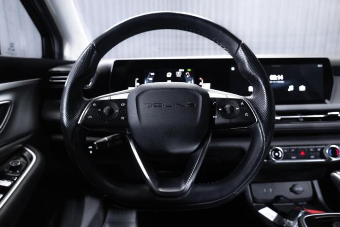BAIC U5 Plus с пробегом 2023 года, цена 1 420 000 рублей, 32747 км, седан, Автокод Объявления