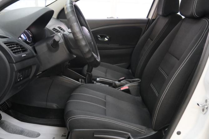 Renault Fluence I Рестайлинг с пробегом 2013 года, цена 799 000 рублей, 114500 км, седан, Автокод Объявления
