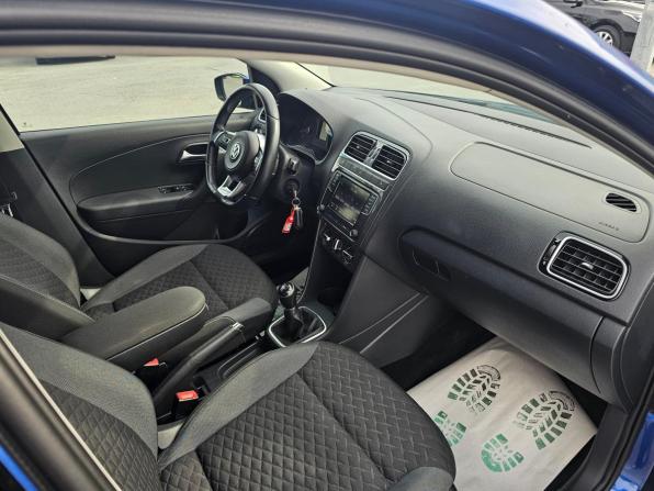 Volkswagen Polo V Рестайлинг с пробегом 2018 года, цена 1 149 995 рублей, 83644 км, седан, Автокод Объявления