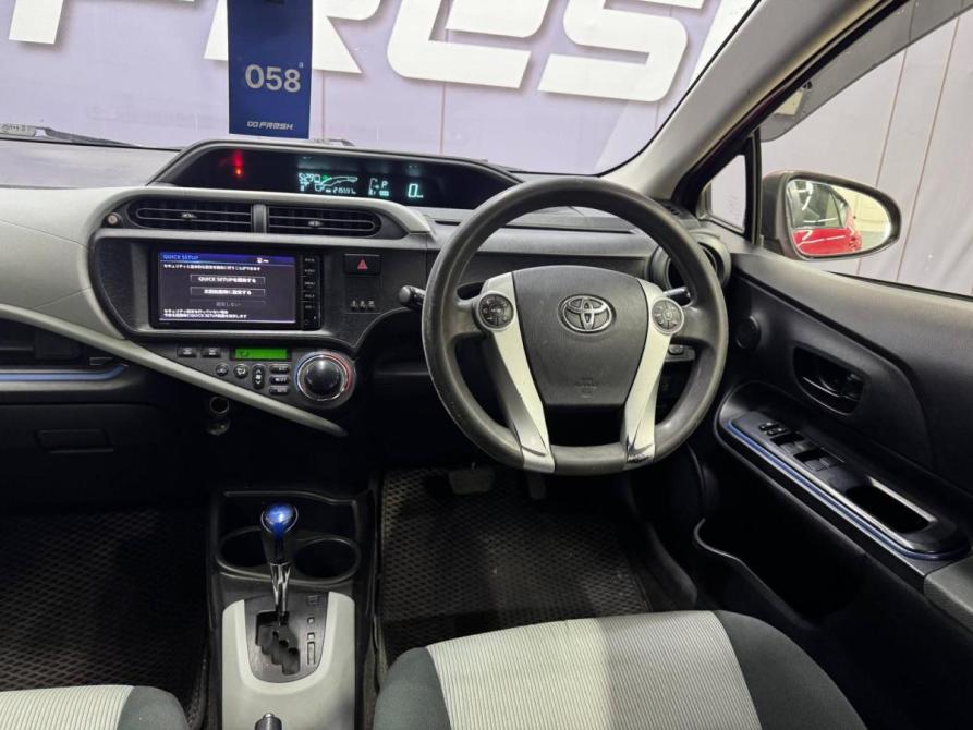 Toyota Aqua I Благовещенск  - изображение 20