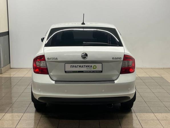 Skoda Rapid I Рестайлинг с пробегом 2017 года, цена 790 000 рублей, 91000 км, лифтбек, Автокод Объявления