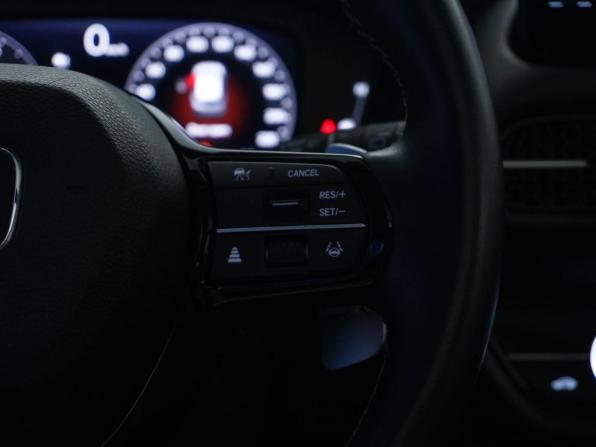 Honda ZR-V с пробегом 2022 года, цена 3 049 066 рублей, 32102 км, внедорожник, Автокод Объявления