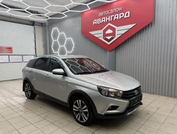 Lada (ВАЗ) Vesta I с пробегом 2018 года, цена 1 030 000 рублей, 156823 км, универсал, Автокод Объявления