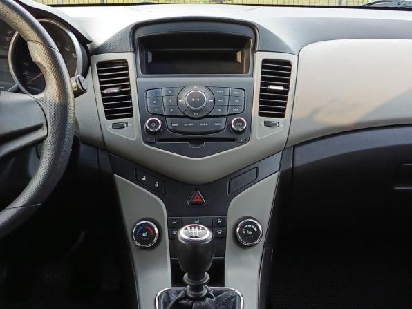 Chevrolet Cruze I Рестайлинг с пробегом 2012 года, цена 665 000 рублей, 168239 км, хэтчбек, Автокод Объявления
