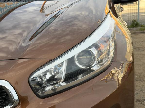 Kia Ceed II Рестайлинг с пробегом 2016 года, цена 1 050 000 рублей, 211000 км, хэтчбек, Автокод Объявления