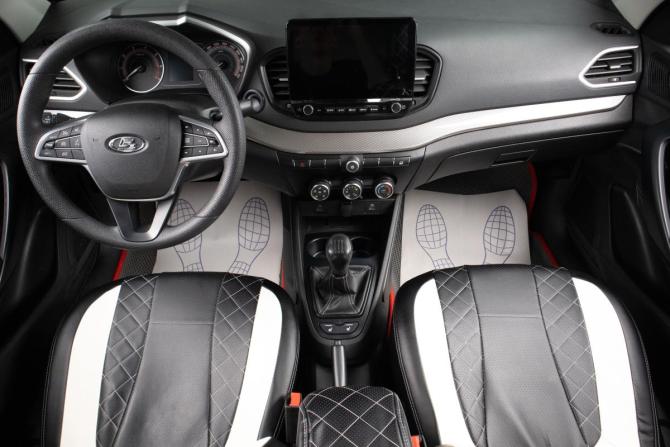 Lada (ВАЗ) Vesta I Рестайлинг (NG) с пробегом 2023 года, цена 1 349 000 рублей, 58500 км, седан, Автокод Объявления